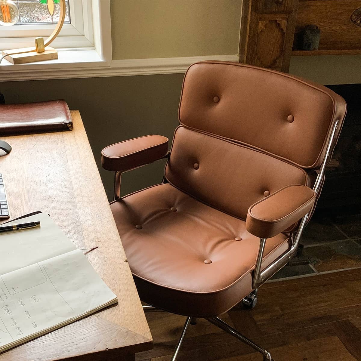 Eames Style ES104 Lobby Chair Black Mobelaris